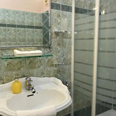Spacious 70 M2 Ideal For Families Friends דירה Paralía