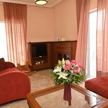 Spacious 70 M2 Ideal For Families Friends *